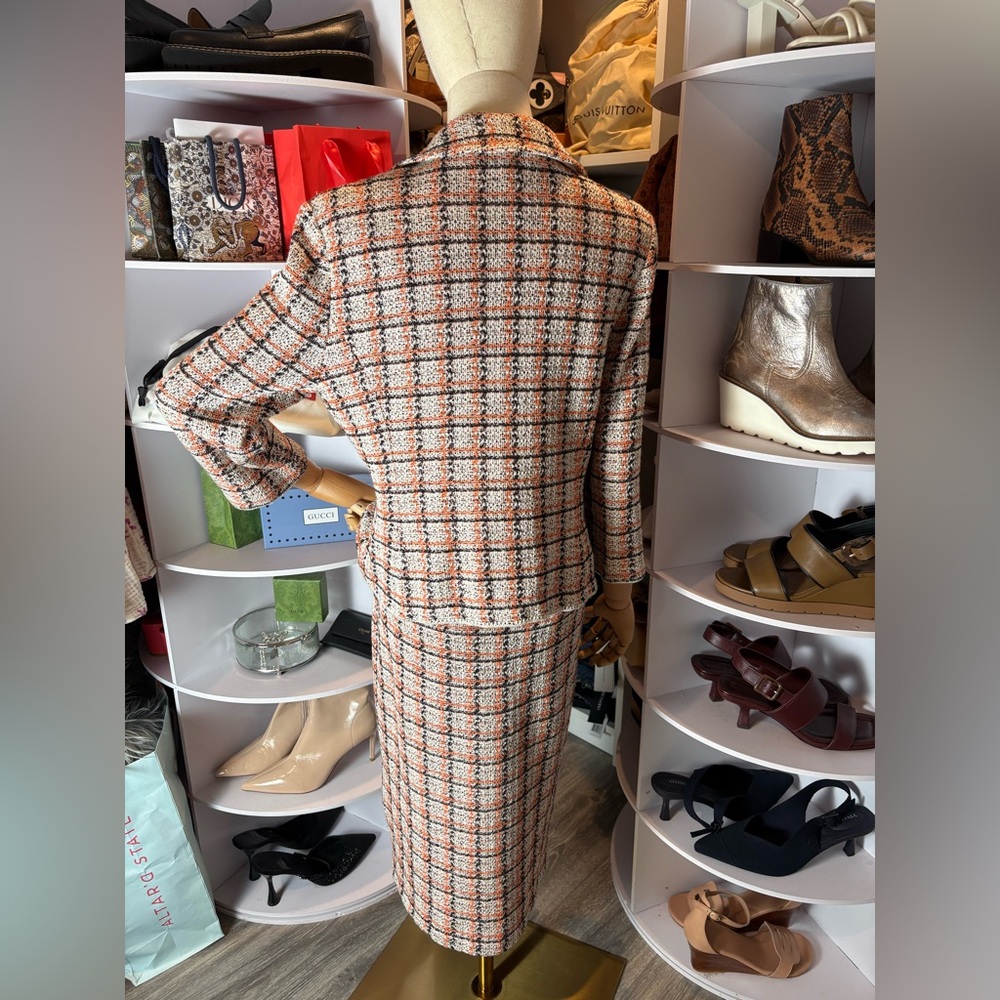 St. John tweed skirt & blazer set wool blend in Orange cream black 12/L - Picture 3 of 7